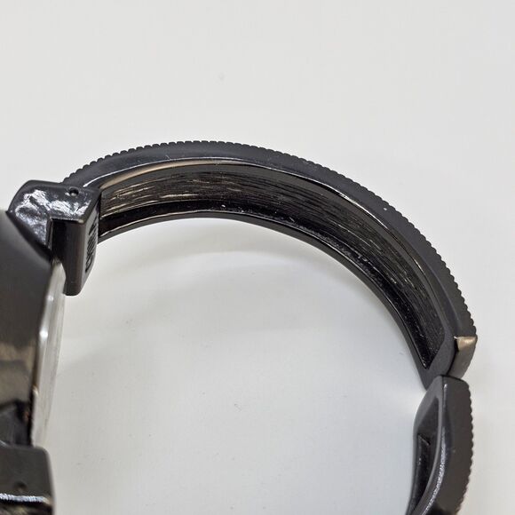 Folio Women's Cuff Watch 32MM Black Dial Black Bracelet Band 5.5" New Battery - Picture 12 of 13